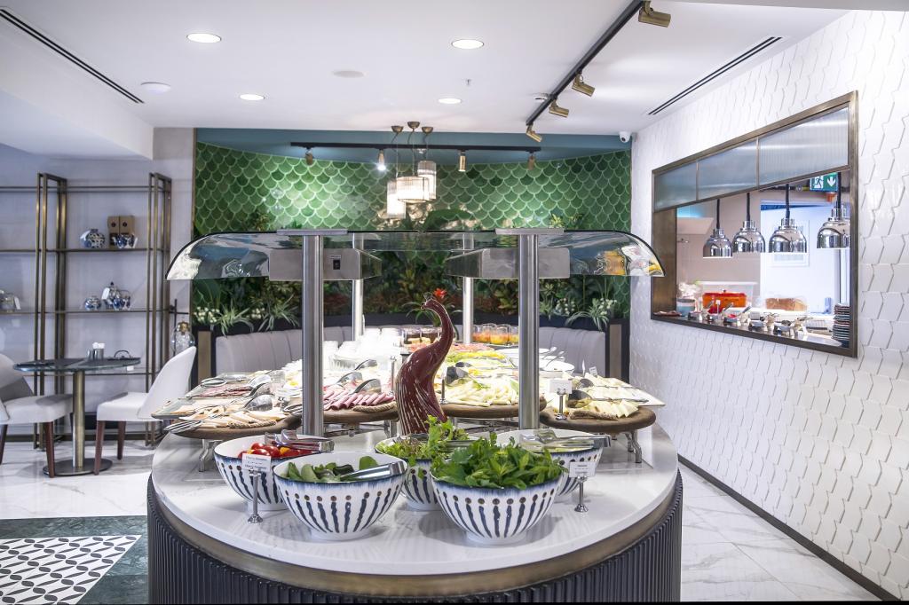  FOOD-IST RESTAURANTS Vogue Hotel Istanbul